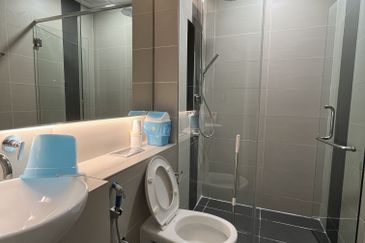 East Residence @ KLGCC