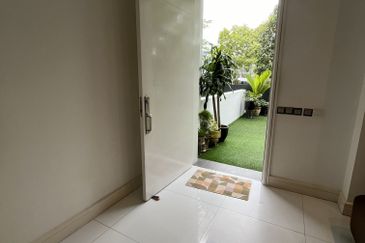 East Residence @ KLGCC