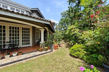 Lakeview Saujana bungalow best value for sale