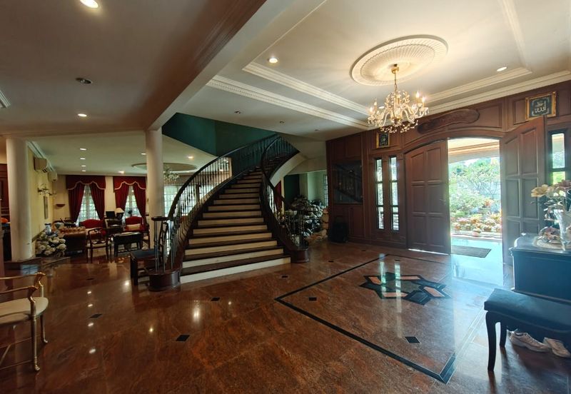 Lakeview Saujana bungalow best value for sale