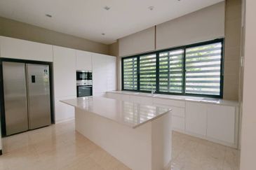 10 Damansara Heights