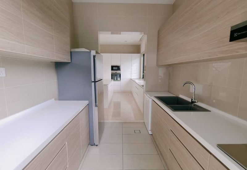 10 Damansara Heights