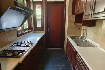 Sri Bukit Persekutuan