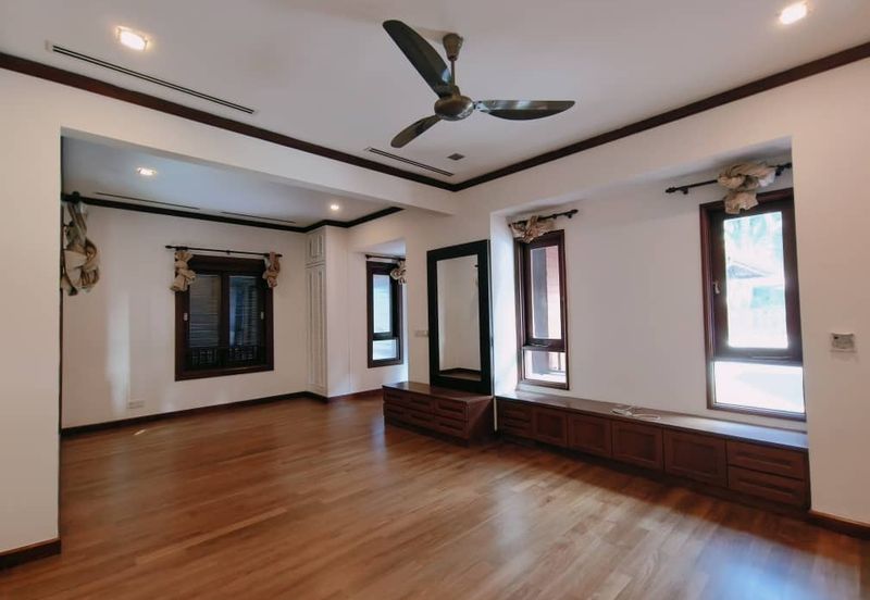 Sri Bukit Persekutuan