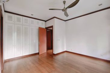 Sri Bukit Persekutuan