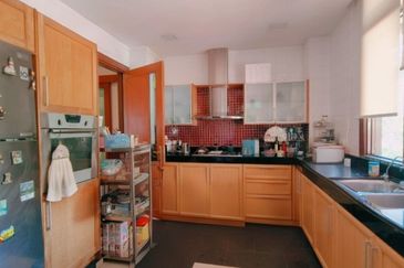 Sri Bukit Persekutuan