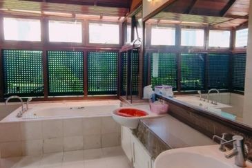 Sri Bukit Persekutuan