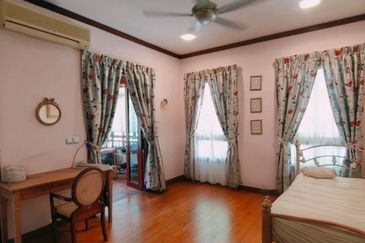 Sri Bukit Persekutuan