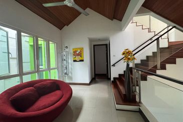 Flora Murni, Mont Kiara