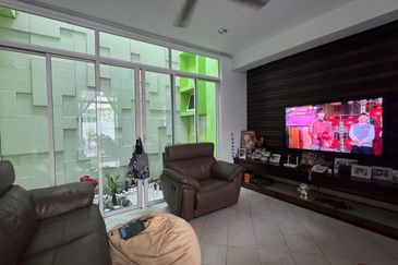 Flora Murni, Mont Kiara