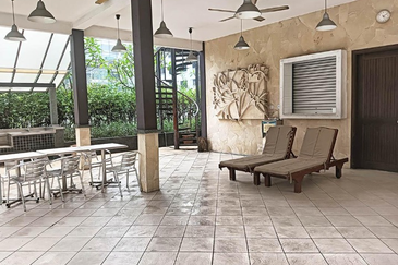 Flora Murni, Mont Kiara