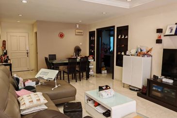 Coastal Tower, Ratu Mutiara