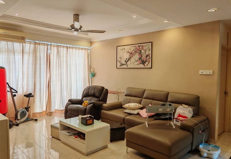 Coastal Tower, Ratu Mutiara