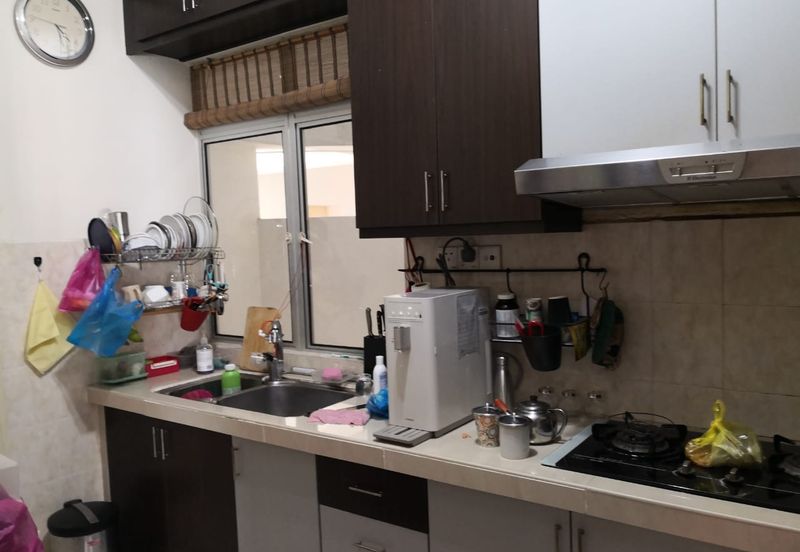 Coastal Tower, Ratu Mutiara