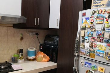 Coastal Tower, Ratu Mutiara