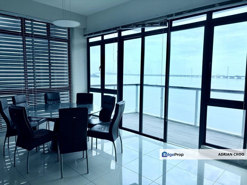 The Light Collection 1 Penthouse Fully Sea view, Penang, Gelugor