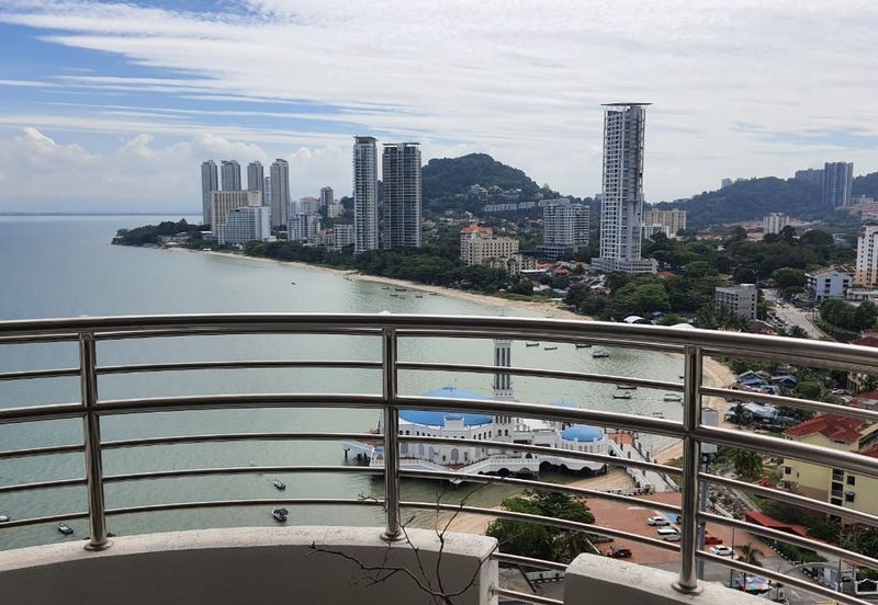 Marina Tower, Ratu Mutiara