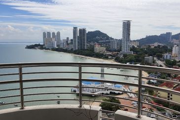 Marina Tower, Ratu Mutiara