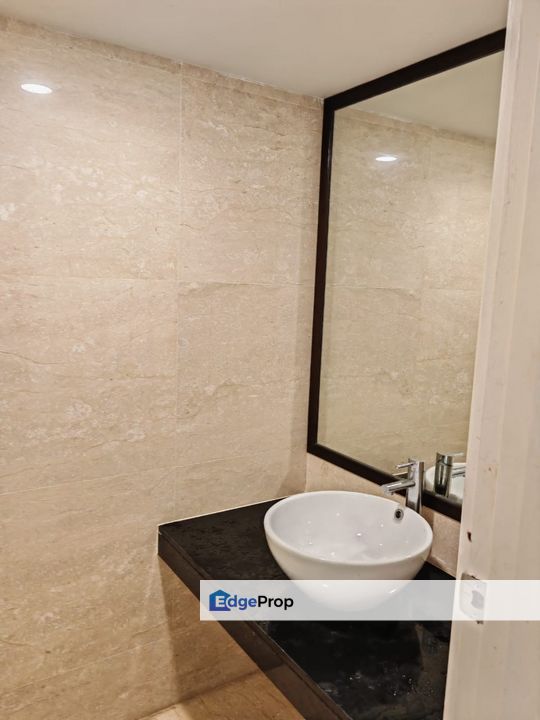 4 Storey Bungalow @ Moonlight Bay with Sea view, Penang, Batu Ferringhi