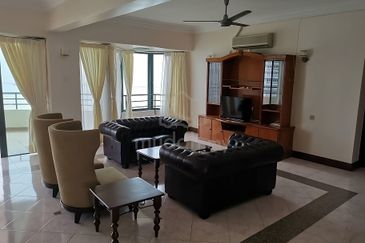 Silverton Condominium (Menara Perak)