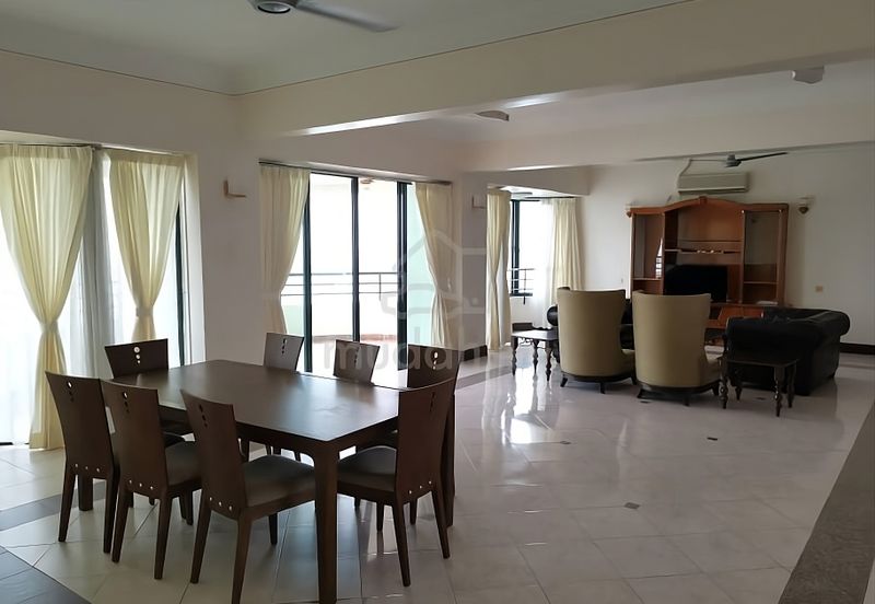 Silverton Condominium (Menara Perak)