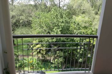 Pangsapuri Golf View