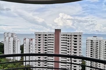 Coastal Tower, Ratu Mutiara