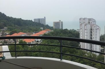 Coastal Tower, Ratu Mutiara