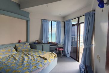 Marina Tower, Ratu Mutiara