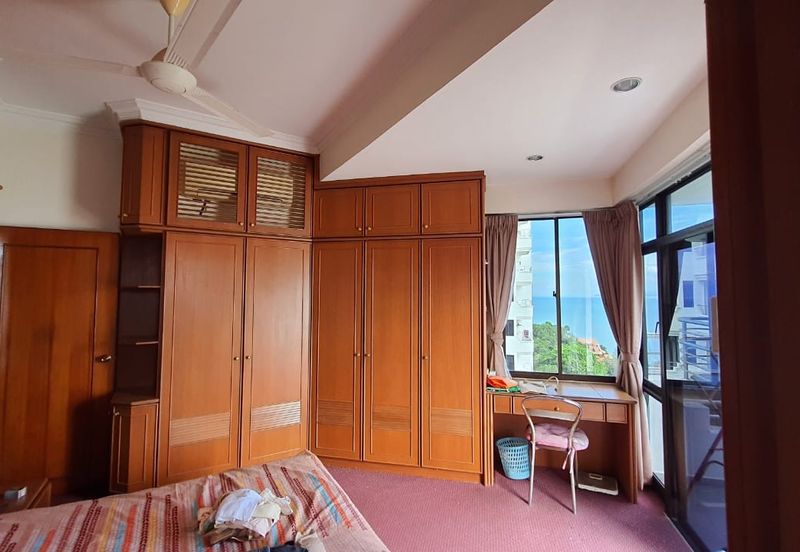 Marina Tower, Ratu Mutiara