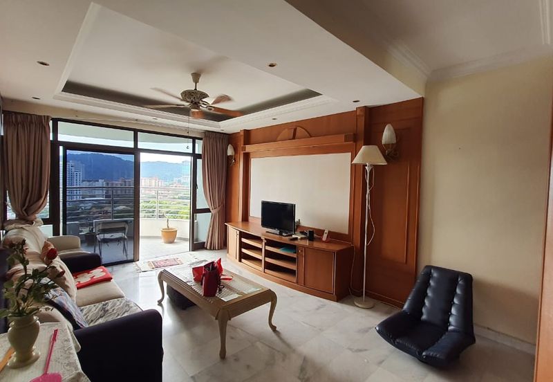 Marina Tower, Ratu Mutiara