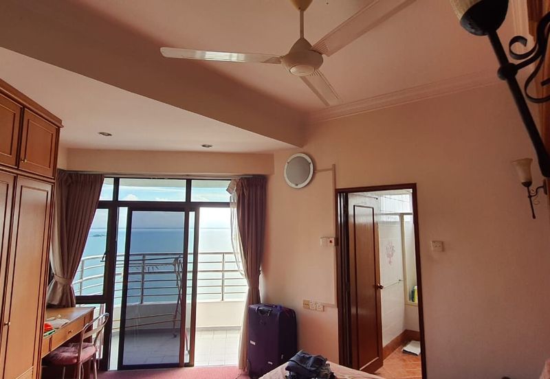 Marina Tower, Ratu Mutiara