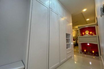 Boulevard Condominium