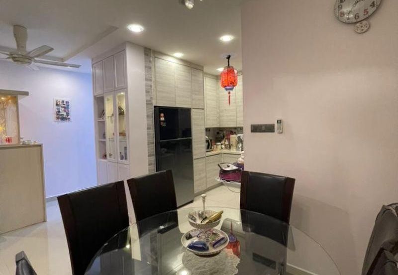 Boulevard Condominium