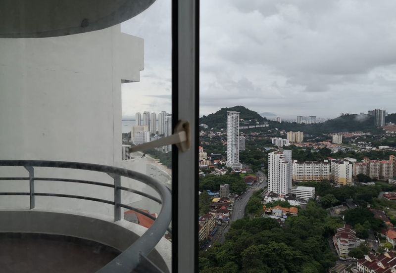 Coastal Tower, Ratu Mutiara