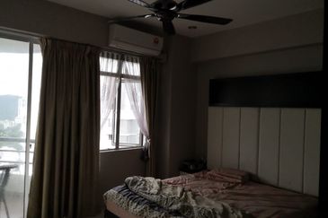 Coastal Tower, Ratu Mutiara