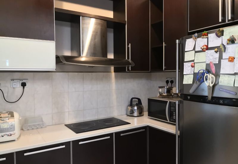 Coastal Tower, Ratu Mutiara