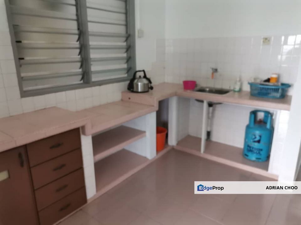 Lahat Court, Penang, Ayer Itam