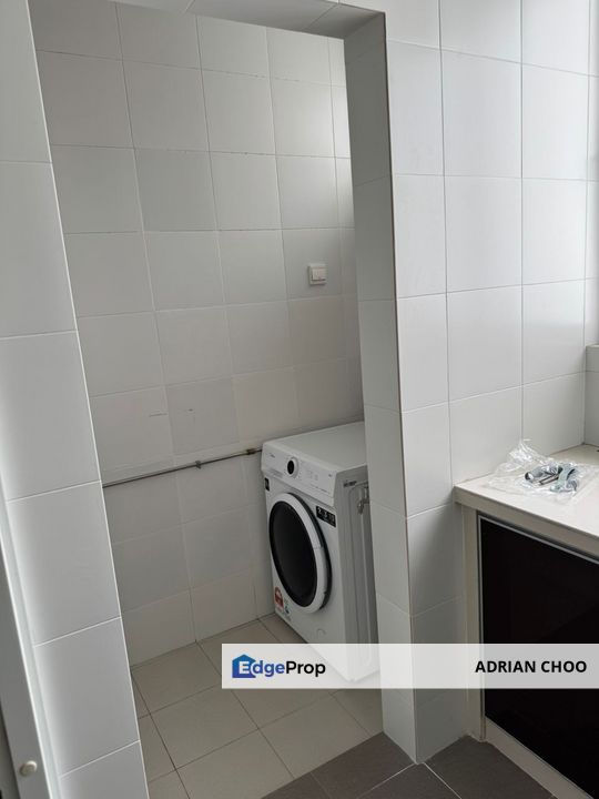 Surin Condo corner unit 2 car park, Penang, Tanjung Bungah