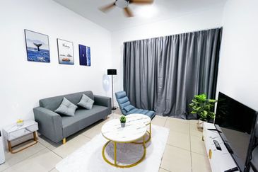 Queens Residences Q2