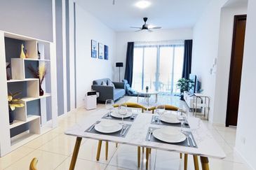 Queens Residences Q2