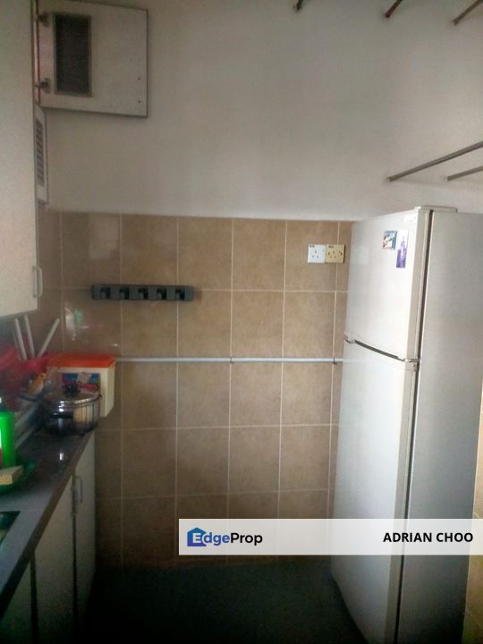 Well Court, Penang, Persiaran Gurney