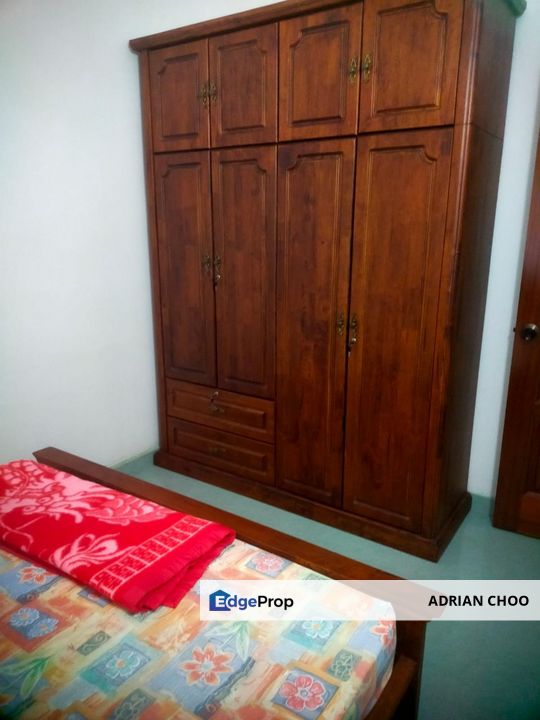 Well Court, Penang, Persiaran Gurney