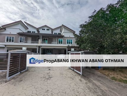 Beautiful 2.5 Storey Kristal Court, Terrace House Seksyen 7 Shah Alam, Selangor, Shah Alam