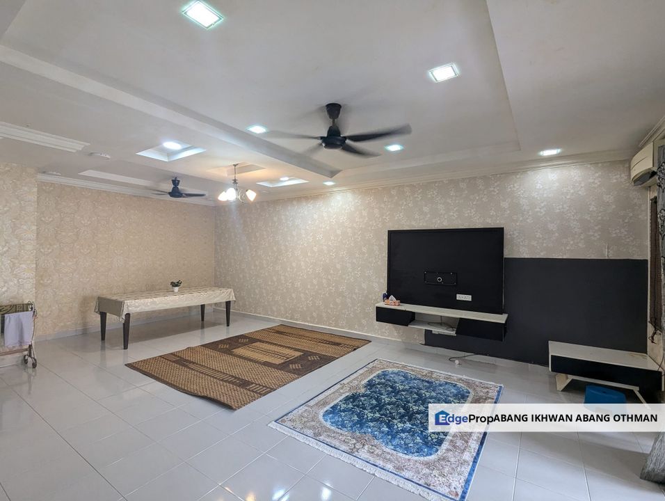 Beautiful 2 Sty Terrace House, Seksyen U11 Bukit Bandaraya Shah Alam, Selangor, Shah Alam