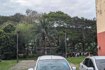 Flat PKNS Seksyen 19