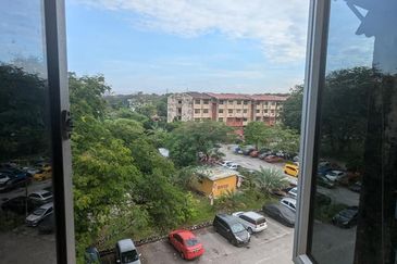 Flat PKNS Seksyen 19