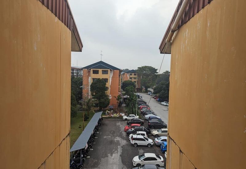 Flat PKNS Seksyen 8