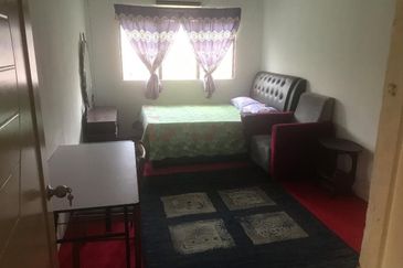 Flat PKNS Seksyen 8