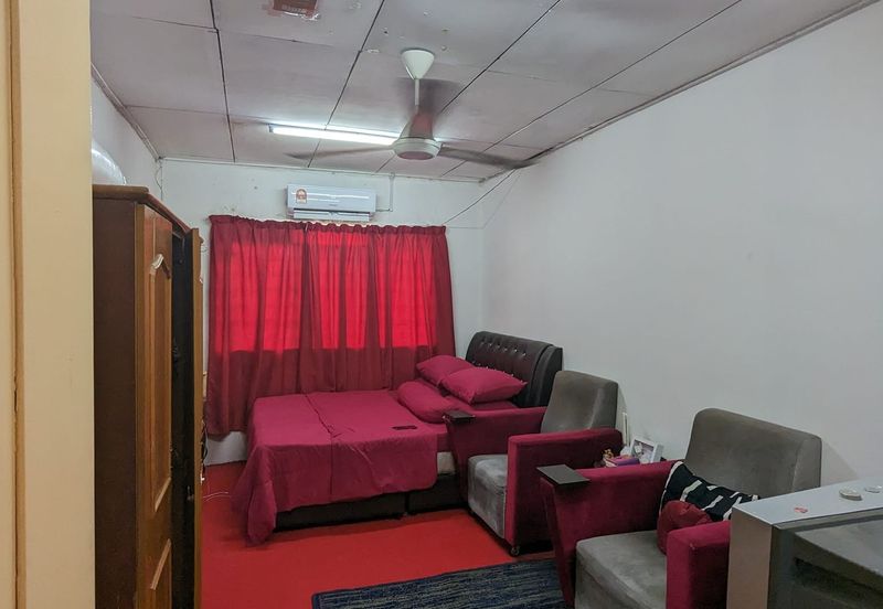 Flat PKNS Seksyen 8
